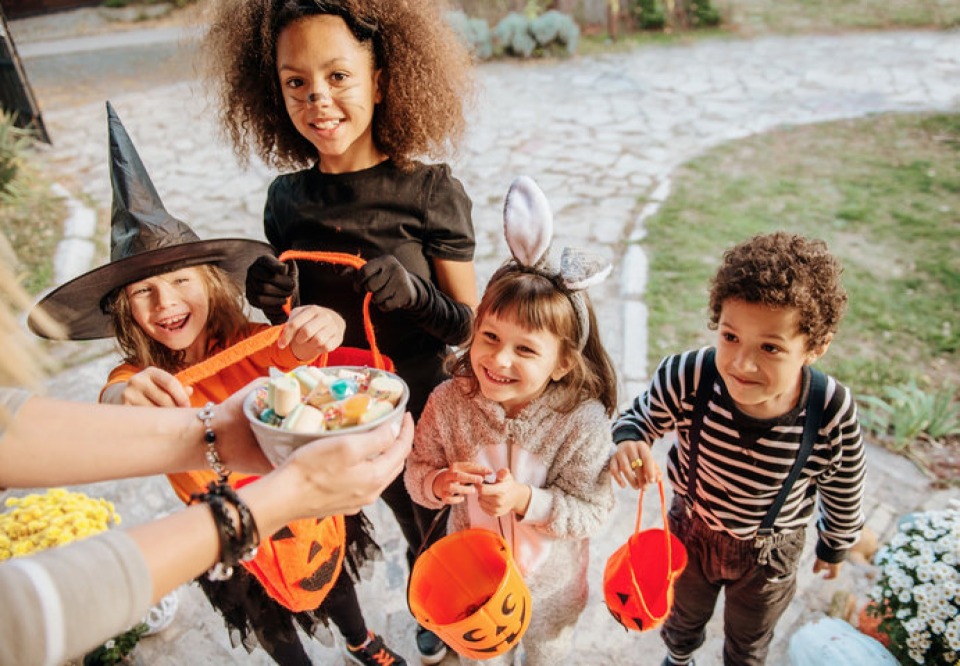 Featured image for Spook-tacular CB: 10 Hauntingly Inspired Halloween Costume Ideas